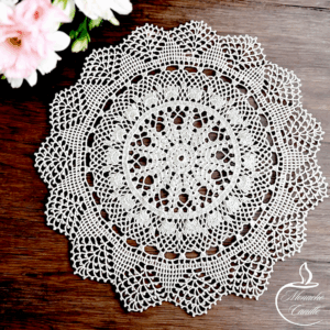 Serweta ręcznie wykonana na szydełku - 55 cm