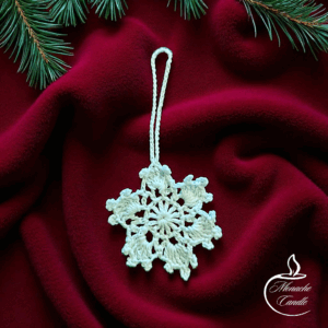 Ręcznie robiona śnieżynka na choinkę – 1D